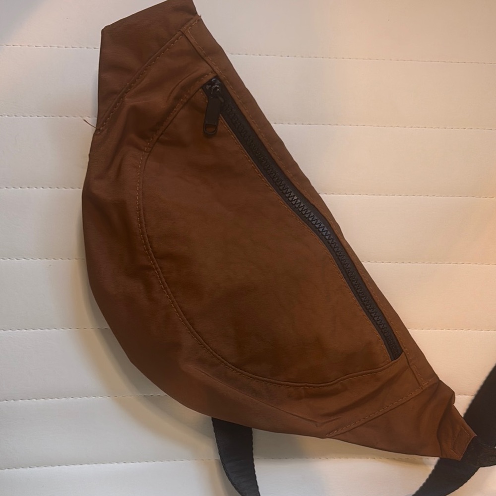 Baggu Crescent Fanny Pack in Brown, Belt Bag